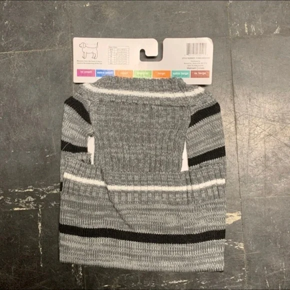 New Spoiled Dog Sweater - Picture 2 of 3